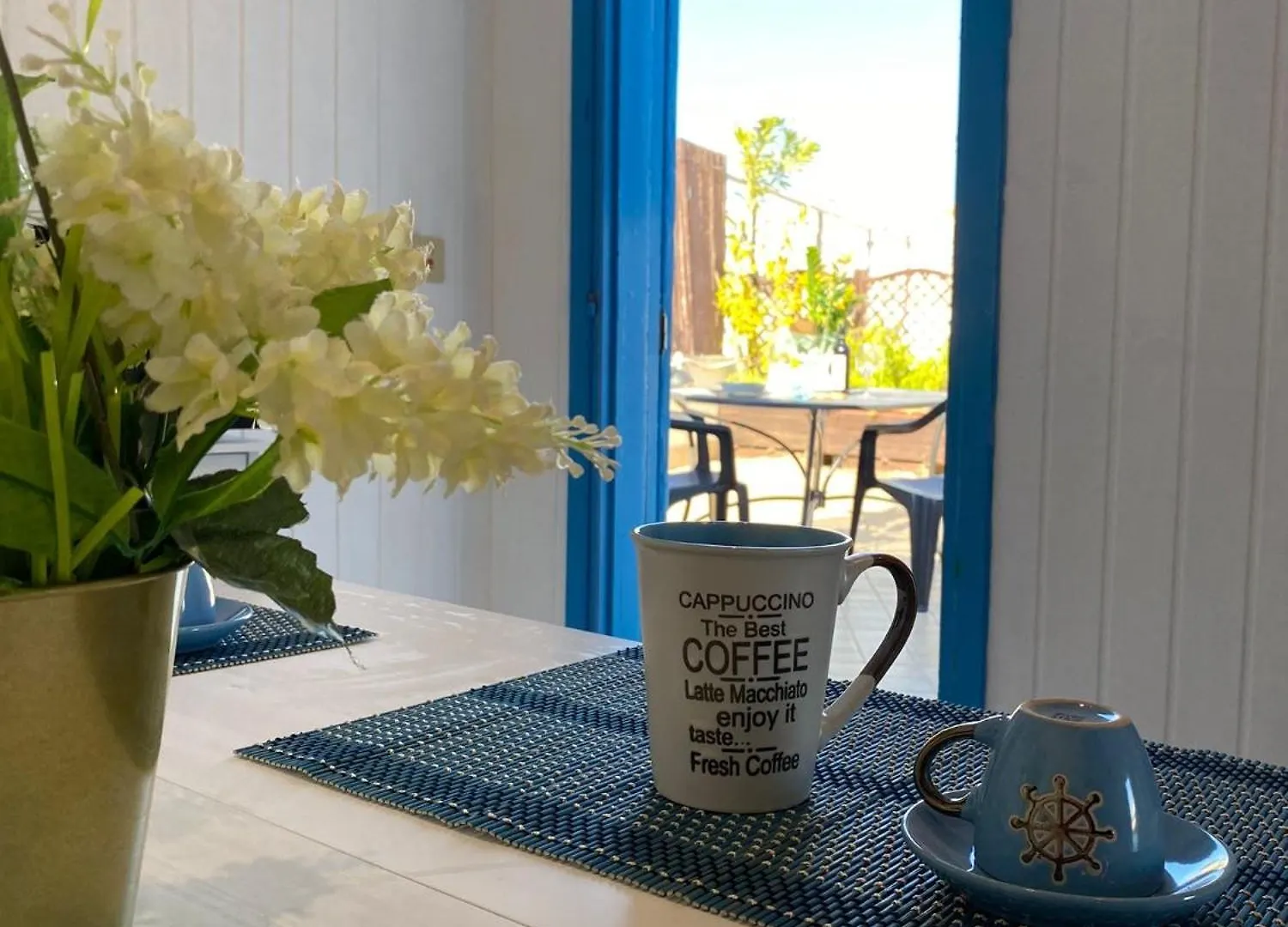 Bed & Breakfast Bed and Breakfast Blue House Cagliari Italia